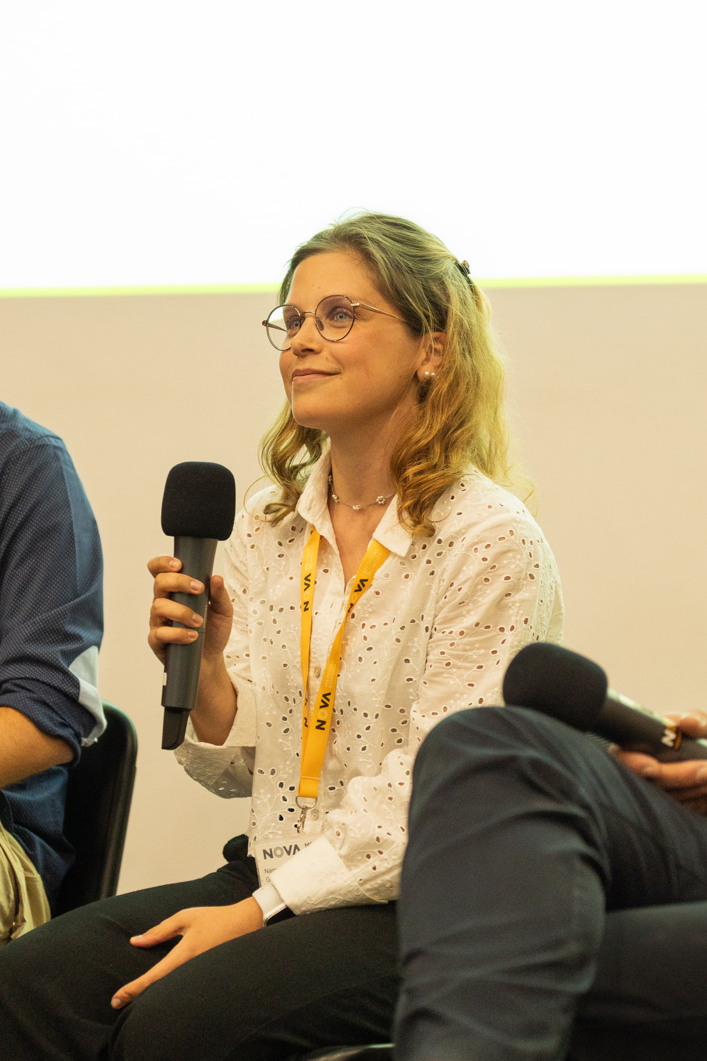 Mariana, fisioterapeuta e fundadora da Brigada do Reumático